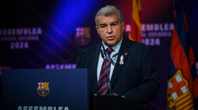 拉波尔塔：巴萨已成功实现自救 对弗利克非常满意